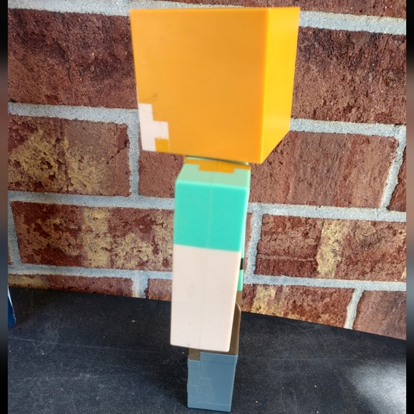 Huge 12" Minecraft female character action figure great condition - Picture 2 of 5